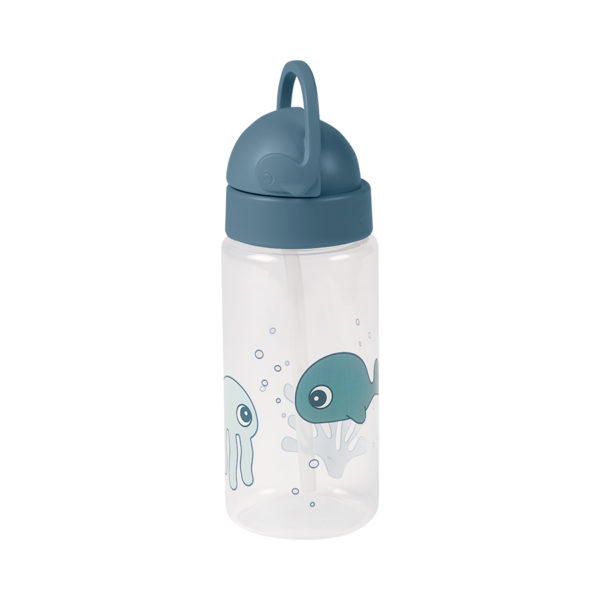 botella con pajita bebé